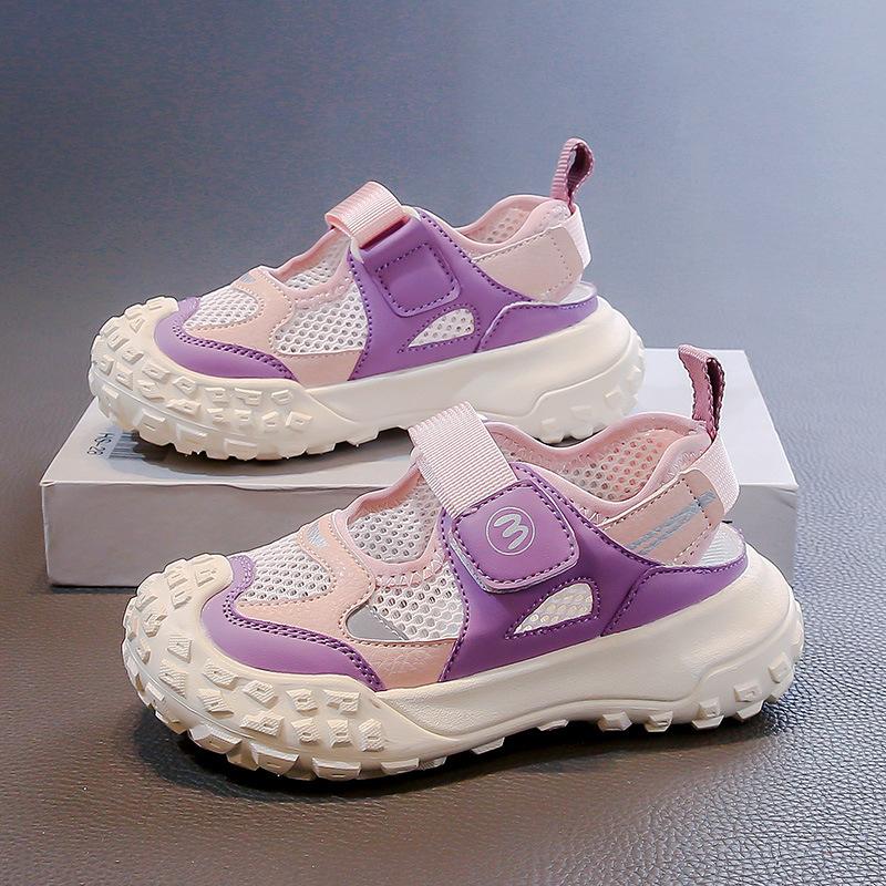 Medium and large children's breathable mesh frame shoes hollow sports sandals girls popular casual soft sole non-slip tire shoes