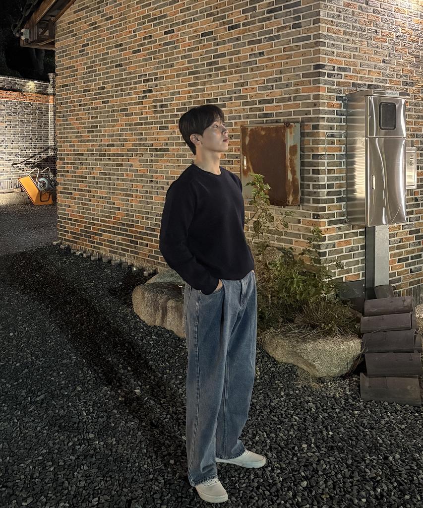 CUZNELLO Soft Saddle Crewneck Knit_Black