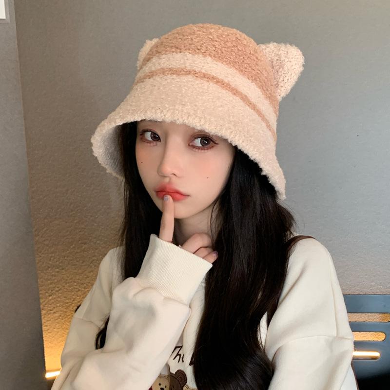

Корейская новая осенне-зимняя шапка для женщин, милая шапка-панама с маленьким медведем, двухцветная, теплая зимой, подчеркивающая лицо, толстая шапка-ведро One Size