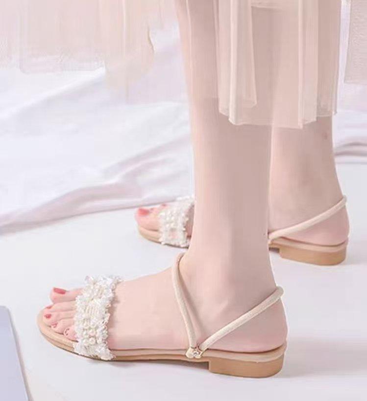 

Женские босоножки Pearl женские летние с плоской подошвой 2025 новые женские римские нишевые нежные феи универсальные босоножки с мягкой подошвой 40