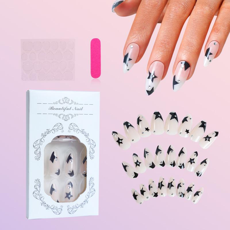 

Миндальные накладные ногти со стразами – Горячие французские типсы для маникюра