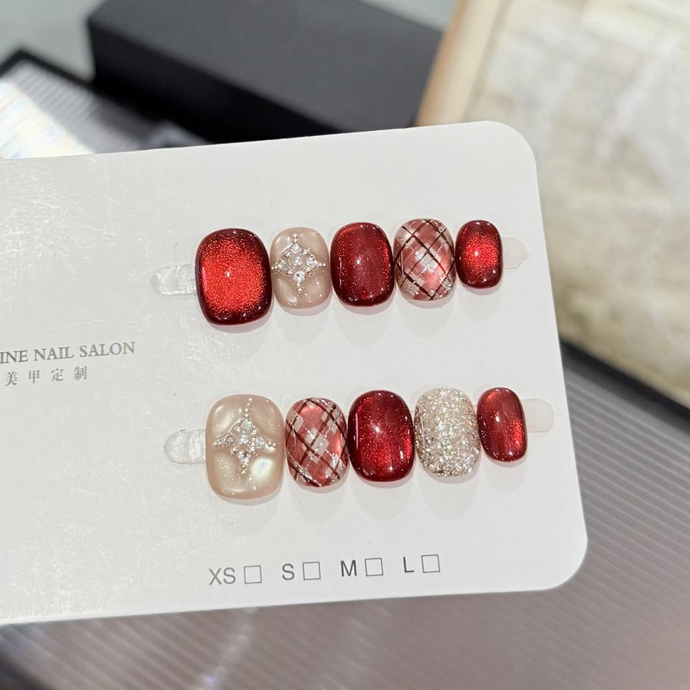 10Pcs Cute Cat Eye Short Press On Nails Christmas Snowman Bow Snowflake Cherry Apple Full Cover Fake Nails Gift