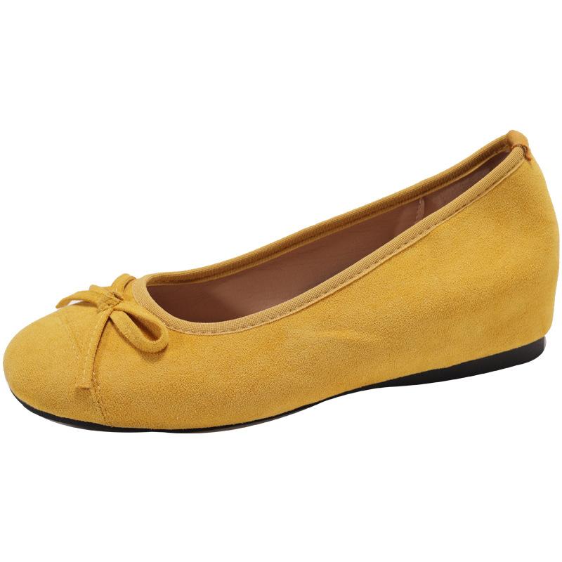 

Retro ballet inner height increase shallow mouth flat-soled single shoes women s new spring and autumn Mary Jane shoes women s French evening sing 40 жовтий