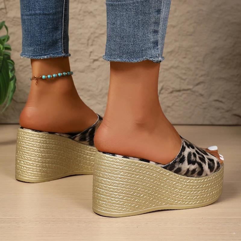 Fashion Leopard Print Thick Bottom Wedge Sandals for Women Fashion Chunky Platform Slippers Woman Summer Peep Toe Non Slip Beach Slides