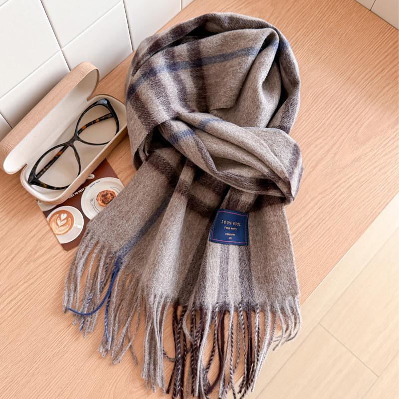 111% pure blue-gray plaid scarf for men and women, winter knitted to keep warm, high-end temperament plaid scarf