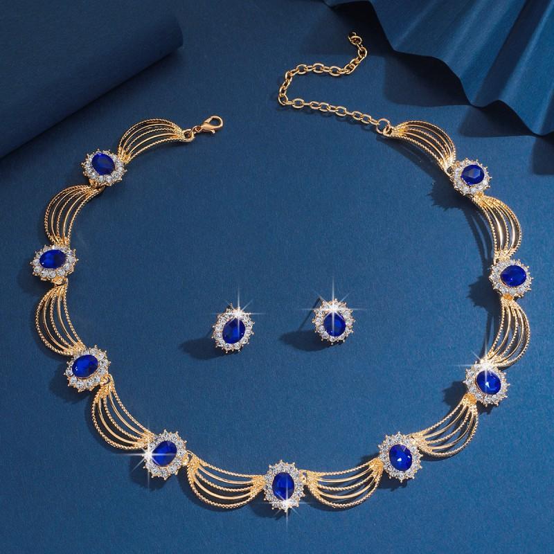 Elegant Vintage Style Black Gemstone Necklace Earrings Set Women Gold-Toned Alloy Chain Jewelry