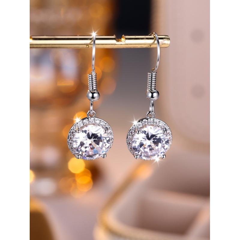 Wish Fashion Commuter White K Round Four-claw White Diamond Small Ball Fish Hook Earrings