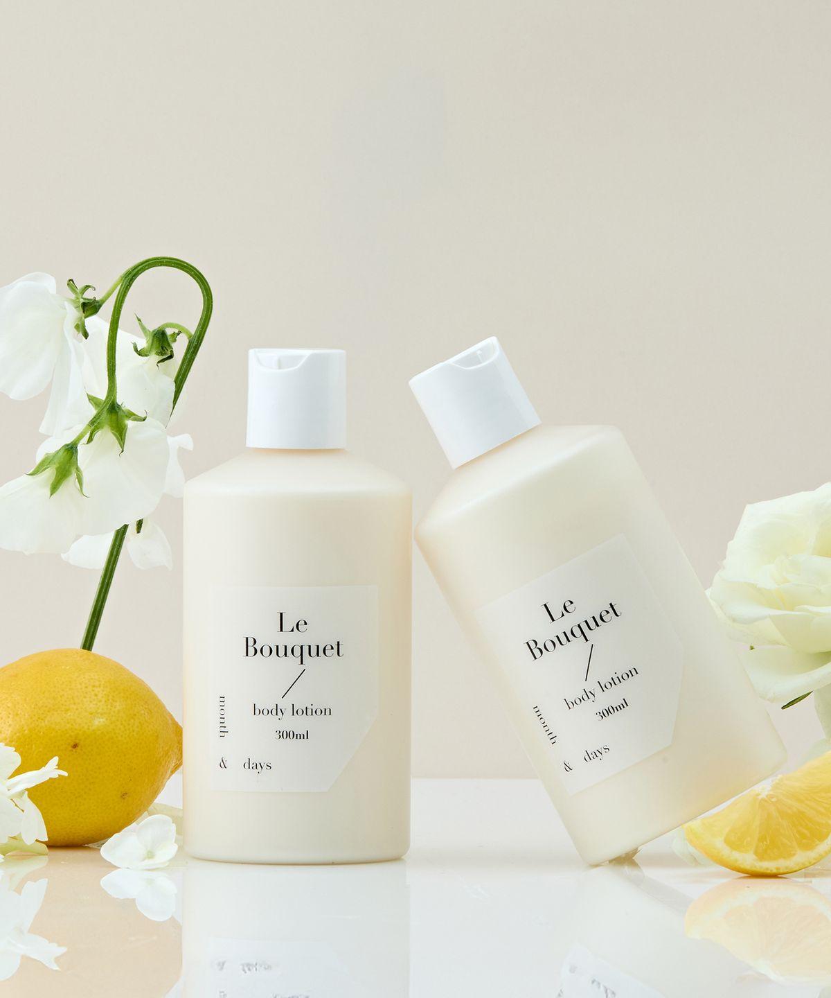 Perfume Care Body Lotion Le Bouquet Floral Scent 300ml 2 Pieces