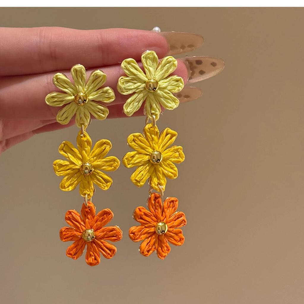 Bohemian Colorful Flower Raffia Woven Earrings Light Luxury High-end Fringed Earrings Jewelry