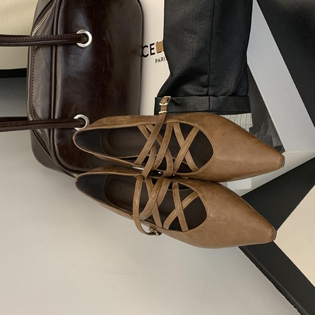 ~ Damen-Einzelschuhe mit flacher Sohle, spitz, Frühling, neu, Fee, Retro, Damenschuhe, schwarz, vielseitig, flacher Absatz, leichter Ausschnitt, weiche Sohle, Oma