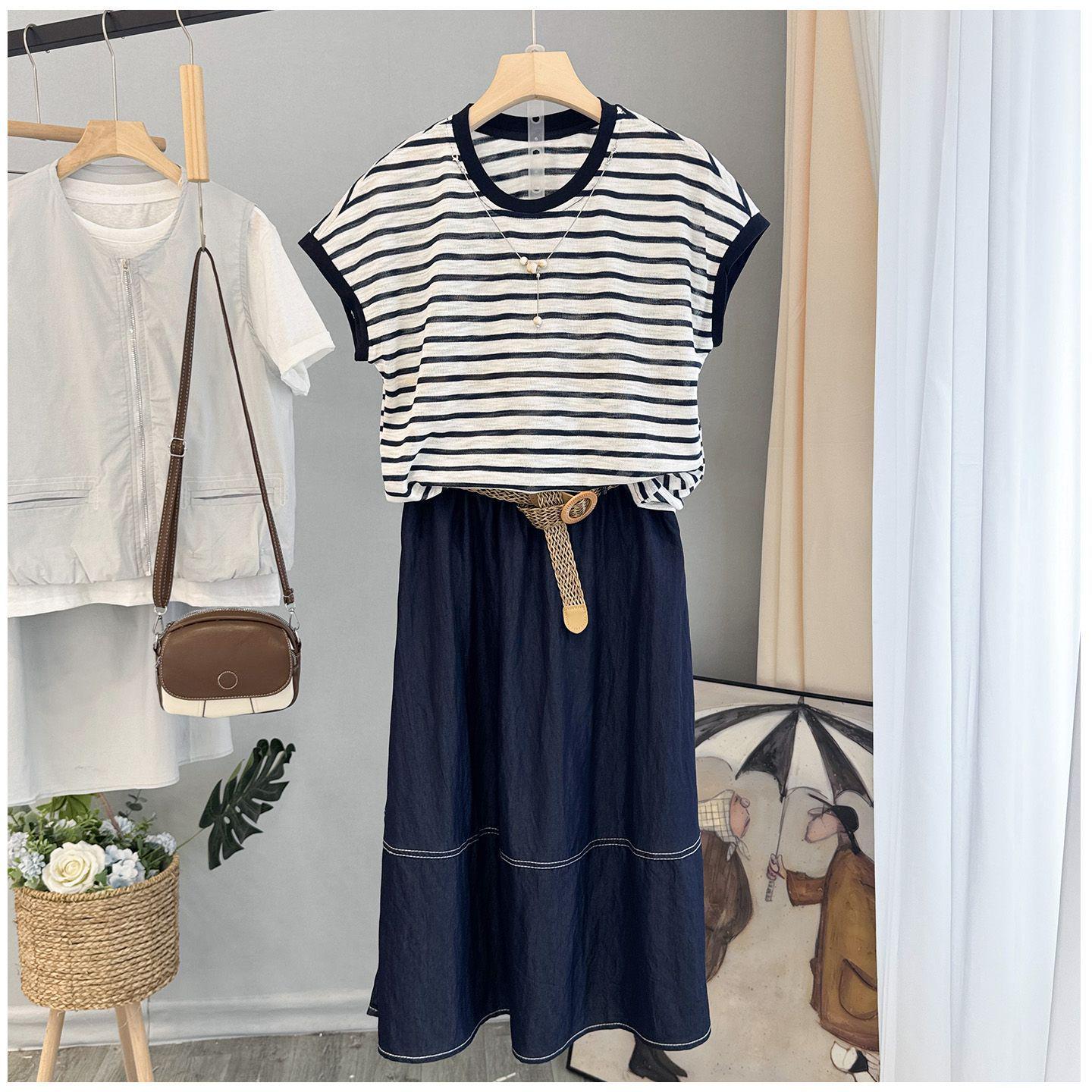 

Women s Summer Striped Knit T-Shirt & Denim Skirt Set - Korean Style, Loose Fit, Casual Fashion M (Weight 85-105 lbs)