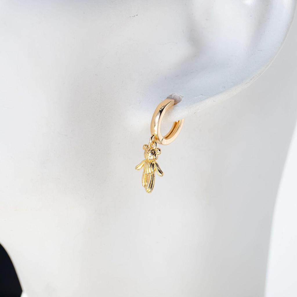 Trendy Geometric Bear Earrings for Women - Irregular Circle Ear Studs in Exaggerated Cold Style