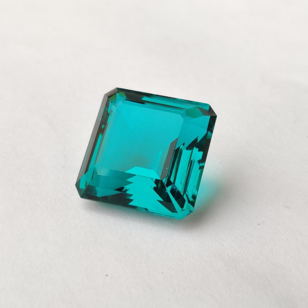 Square Cut Glass Stone: Faceted Loose Gemstone, 43 Carat, 21 MM Size Stone.