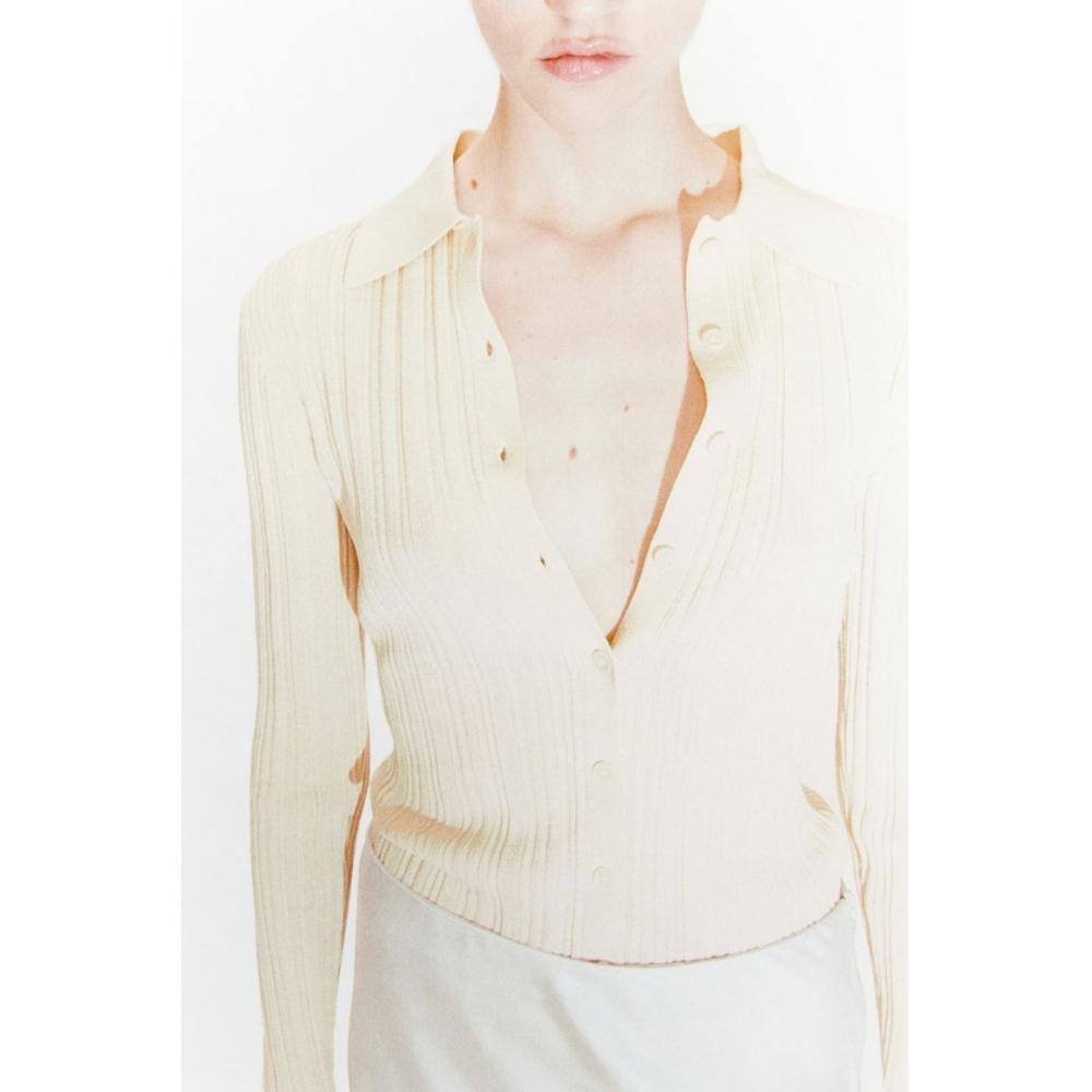 

Кремовый топ в рубчик с воротником HM