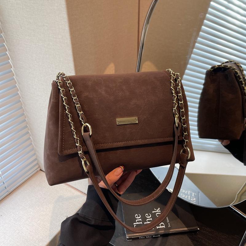 

Casual retro simple fashion underarm bag 2025 new trend bag autumn and winter women s personalized shoulder bag темно-коричневого кольору