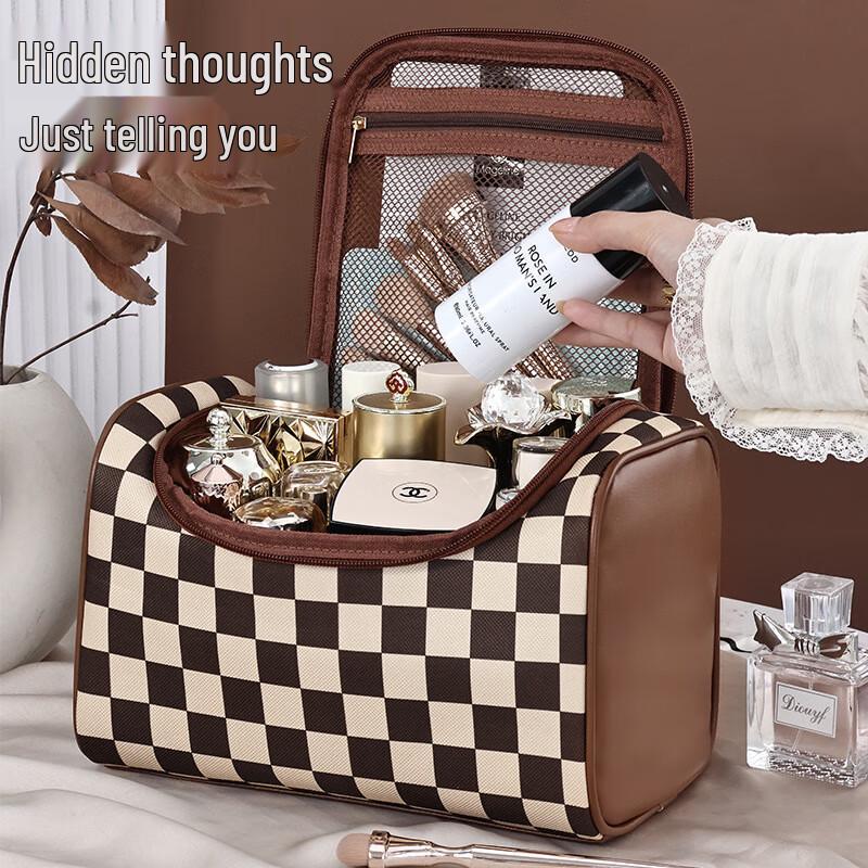 Aiyijiu Large Capacity Waterproof Cosmetic Travel Bag One Size