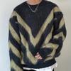 Men's Loose Round Neck Knitted Sweater with Retro Diamond Striped Top