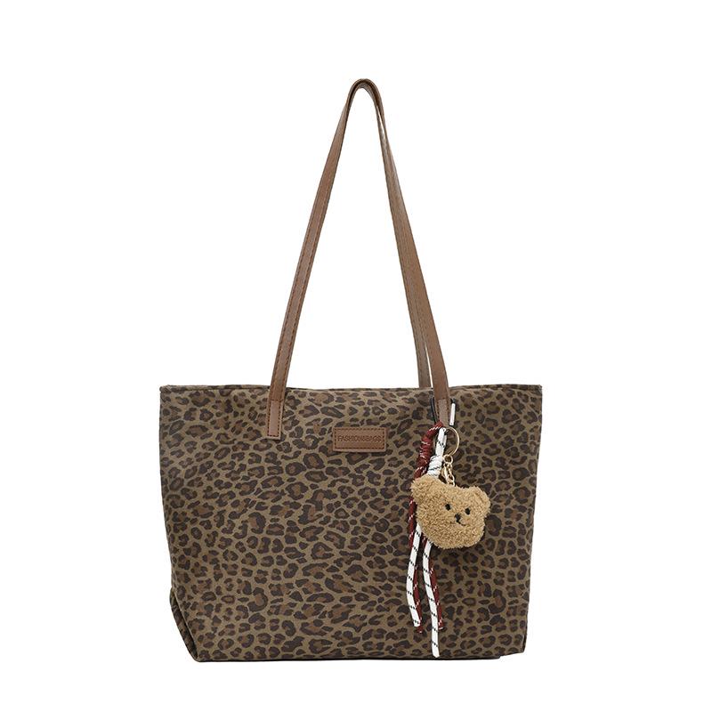 

Leopard Print European Retro Tote Bag: Fashionable, Versatile, Large-Capacity Shoulder Handbag for Women Bag Only кофейный