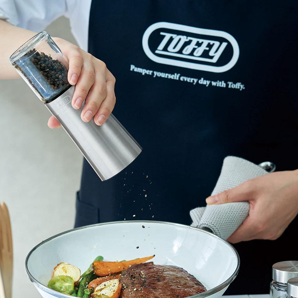 Electric Salt Pepper Mill Just Tilt Ceramic Blade Grind Stepless Adjustment Battery Operated Bottle 100ml with Lid Stainless Steel Stylish [Toffy] &