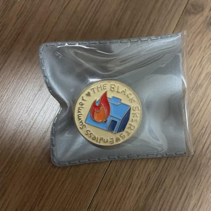 

Black Horse Concert Badge