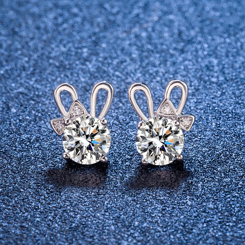 

Korean-Style Bunny Ears Bowknot Stud Earrings with Inlaid One Carat Diamond for Women