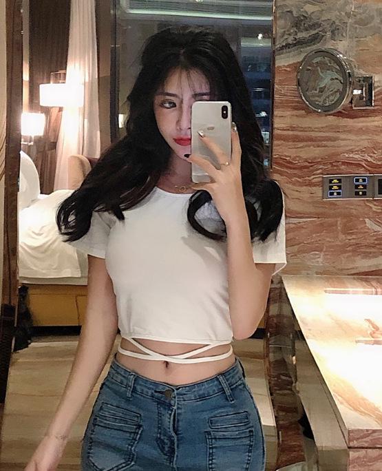 Women’s Trendy Summer Short-Sleeve Tie-Up Backless Crop Top