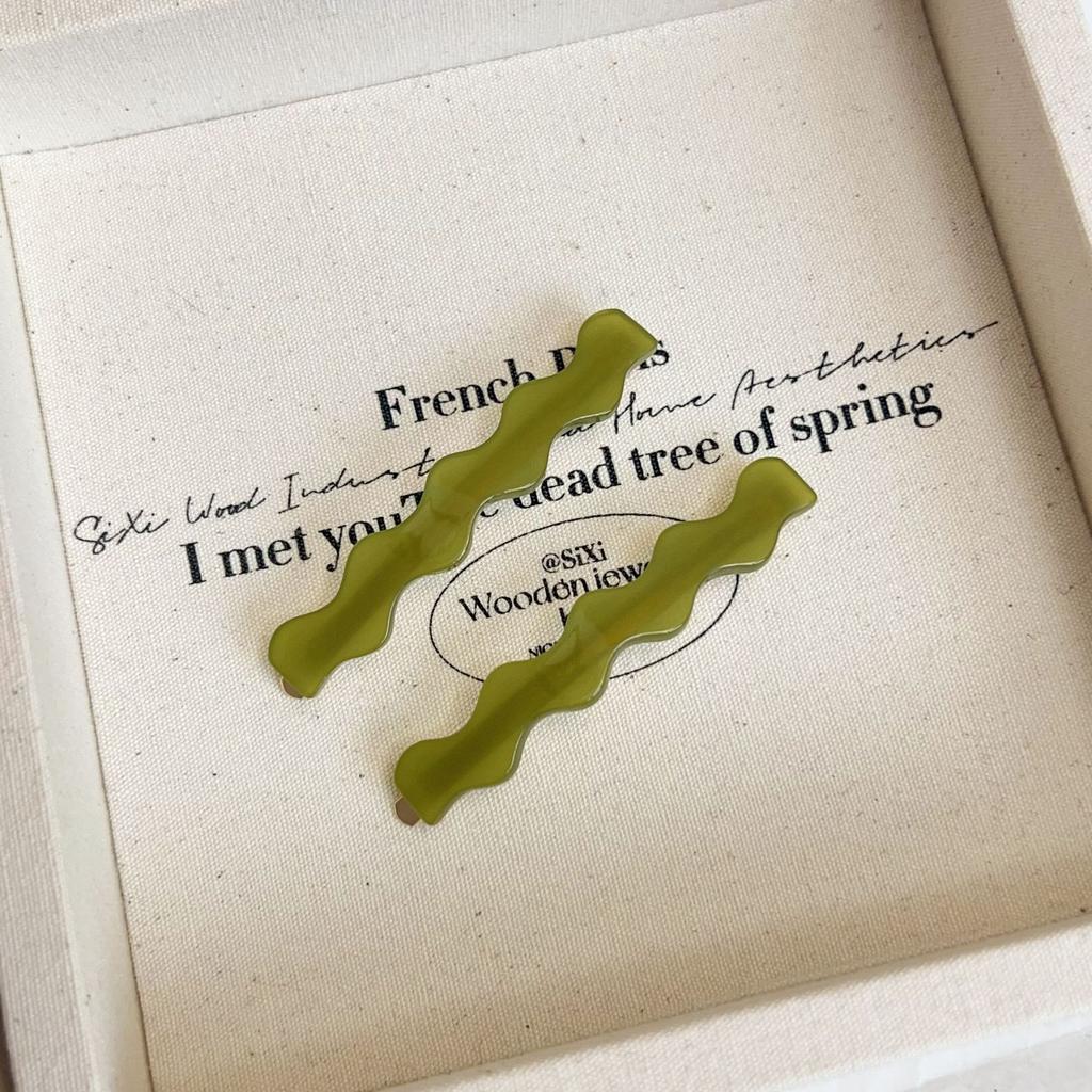 2Pcs/Set Simple Retro Wave Shaped Acetic Bangs Hairpins Sweet Cute Hair Side Hair Clips Style Barrettes Fashion Hair Accessories