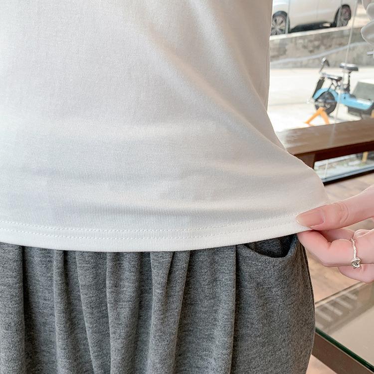 Women's Slim Fit Fleece-Lined T-Shirt: Warm, Fashionable, Round Neck, Long Sleeve, Waist-Cinching Base Layer for Autumn and Winter.
