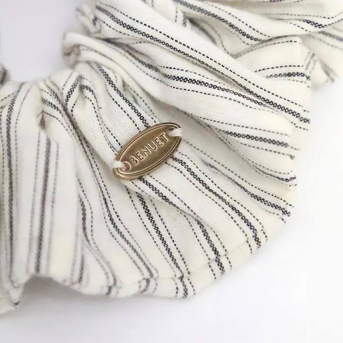 Snug Scrunchie_Charcoal
