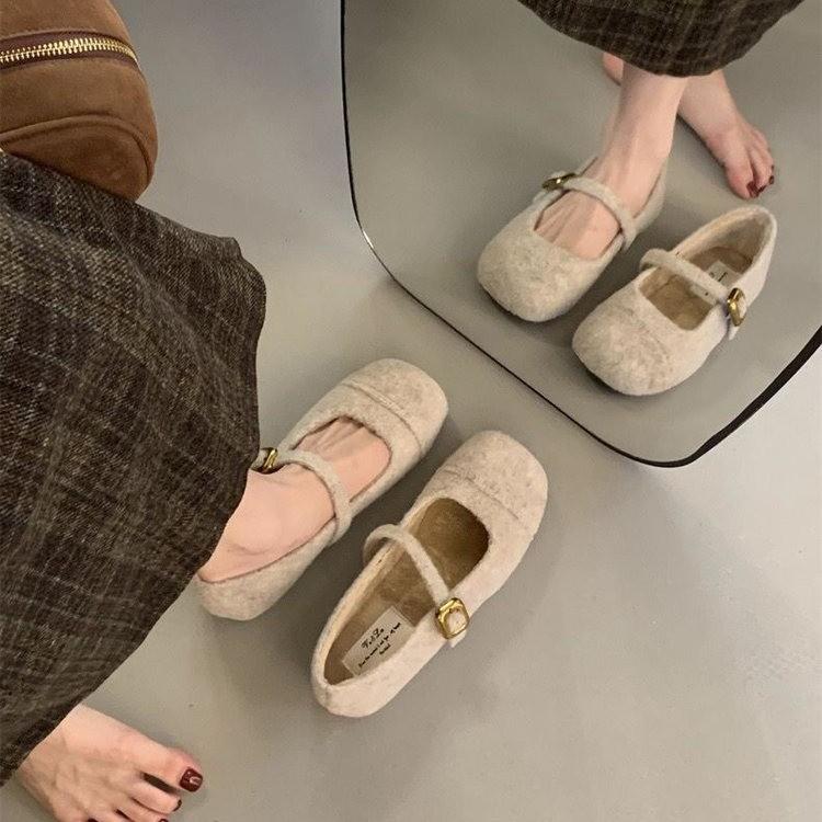 Suding Home, Retro Mori Flat-bottomed Wool Shoes, New French Mary Jane Lamb Wool Shoes In Autumn and Winter 2025