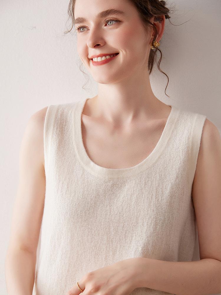 Women's Sleeveless U-neck Cashmere Knit Camisole - Warm Base Layer Vest
