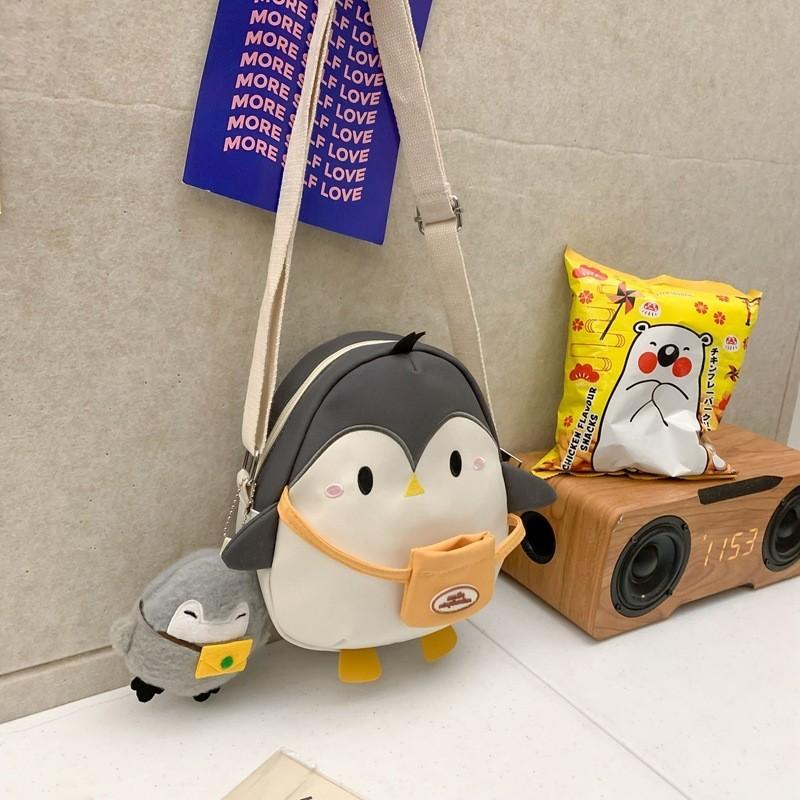 

Adorable Cartoon Penguin Shoulder Bag Lightweight Corduroy Crossbody For Kids Dark Gray Pendant