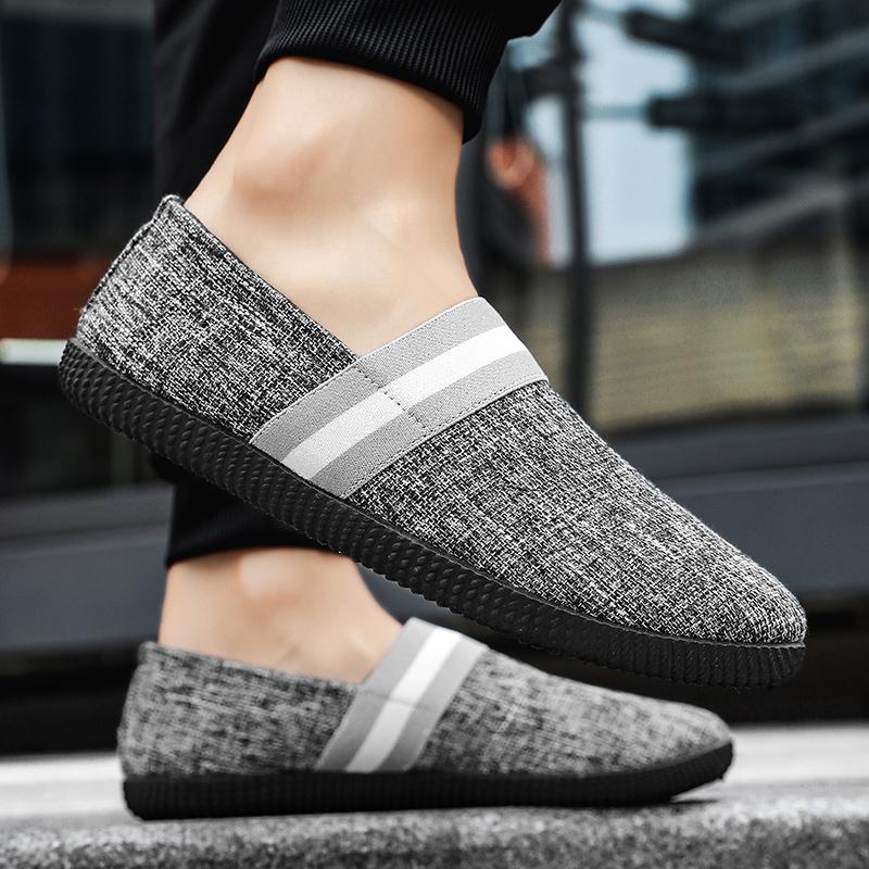 Fashion Sneakers Men's New Flat Bottomed Loafers Lightweight Set for Outdoor Non Slip Casual Shoes Luxury Soft Soled Walking Shoes