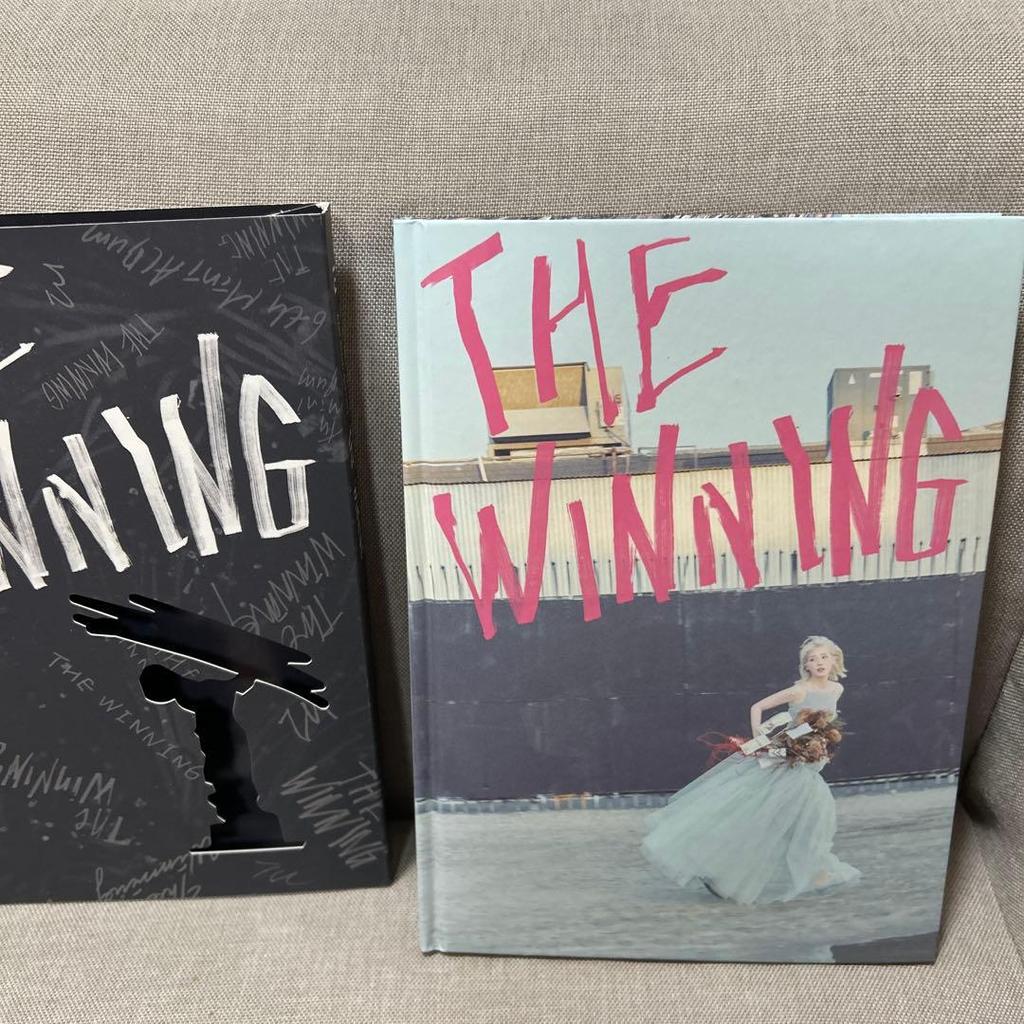 [USED] IU Album THE WINNING Win Ver