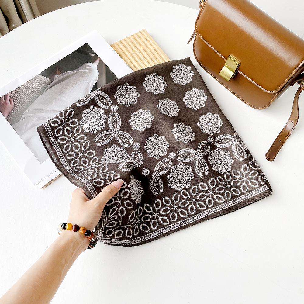 Retro Brown Silk Scarf Fashion Old Money Style 71 Small Square Scarf Versatile High-end Shirt Neck Silk Scarf Headscarf