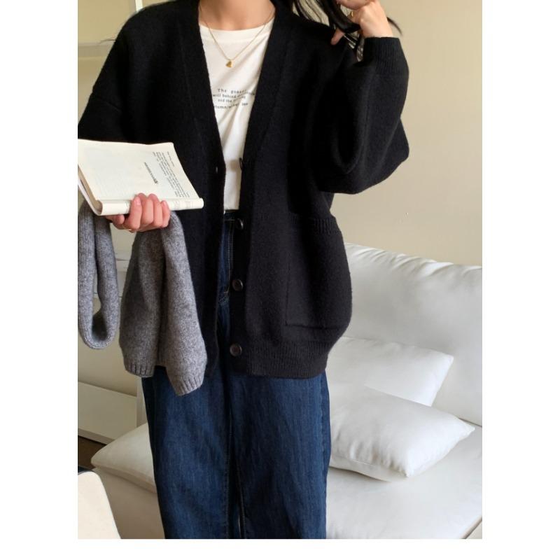 Solid Color Milk Style Autumn and Winter Sweater Cardigan Women's New Lazy Style Loose V-neck Gentle Knitted Coat Top
