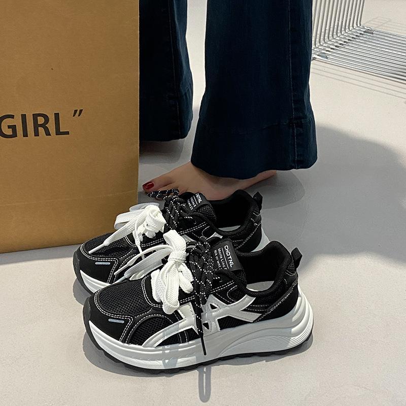 

Sneakers Children s 2025 New Popular Mesh Breathable Running Shoes Not Tired Feet Thick Soles Lightweight Women s Casual Shoes 40