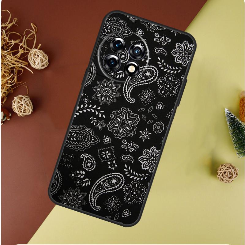 Black Bandana Paisley For OnePlus 13 13R 12 12R 11 9 10 Pro 8T 9RT 10T 10R N20 N30 Nord CE 2 3 4 Lite Phone Case