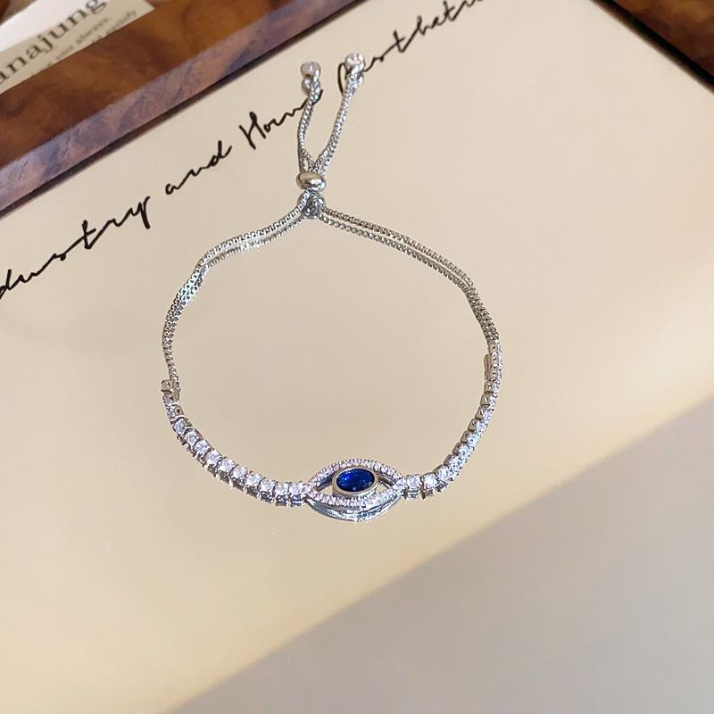 Bracciale Regolabile in Oro Vero Galvanizzato con Zir*****val Diamond, Lusso Leggero, Bracciale alla Moda di Alta Gamma, Gioiello Versatile per il Pendolarismo