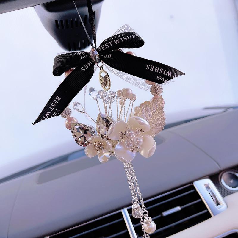 Four Leaf Clover Pearl Car Pendant Interior Rearview Mirror Hanging Decoration For Women