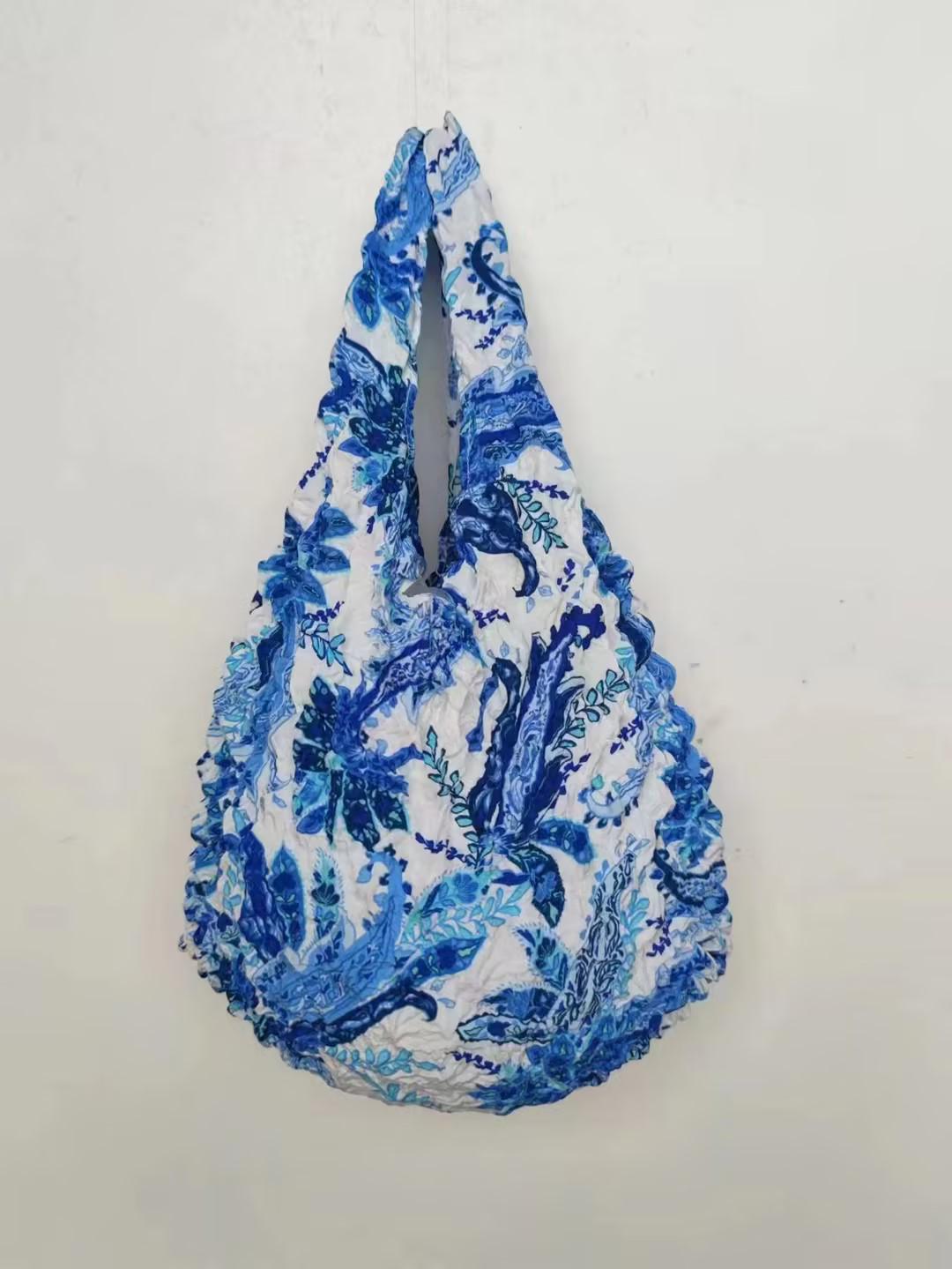 Складная сумка-пузырь в стиле Чжао Лусы с изображением ежика в цветах и ананаса Миура