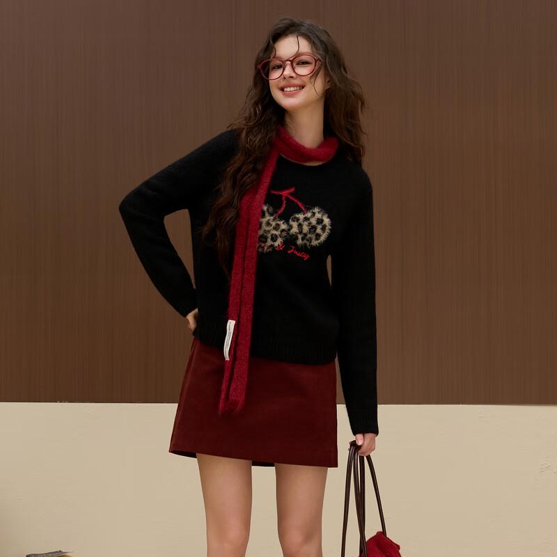 

Sancai Duxing 2025 Winter Cherry Embroidered Knit Sweater S