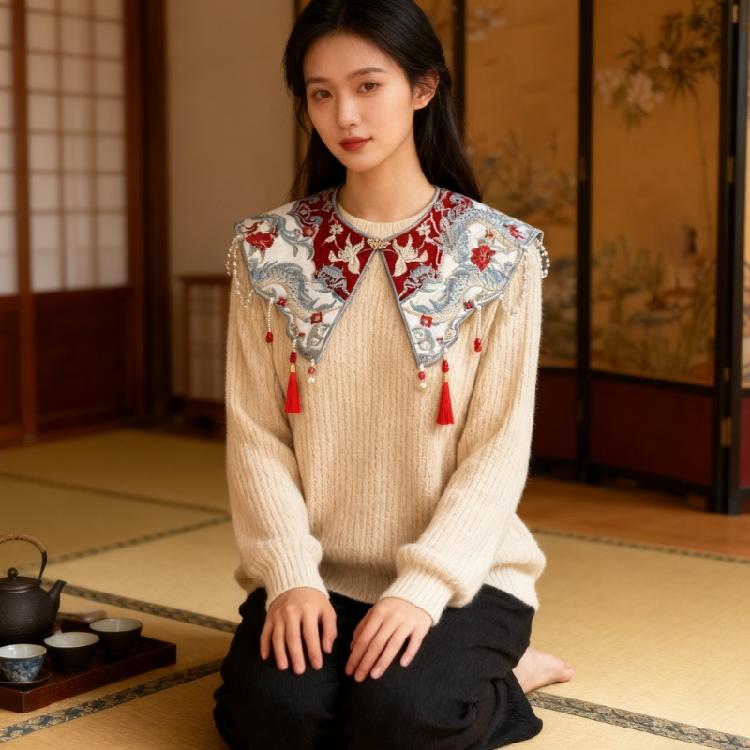 Stylish Detachable Embroidered Collar With Bead Embellishments Soft Polyester Fabric For Blouses And Dresses