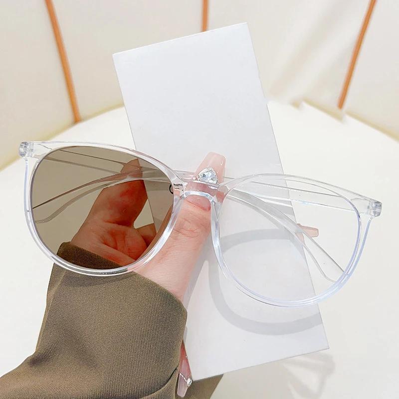 Outdoor Intelligente photochrome Lesebrille Damen Mode Rund Weitsicht Alterssichtigkeit Brille Herren Intelligente Sonnenbrille 0+4.0