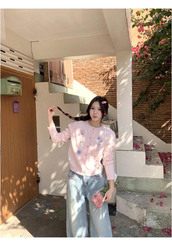 Women's Spring Pink Knit Cardigan with Floral Embroidery and Turn-down Collar
