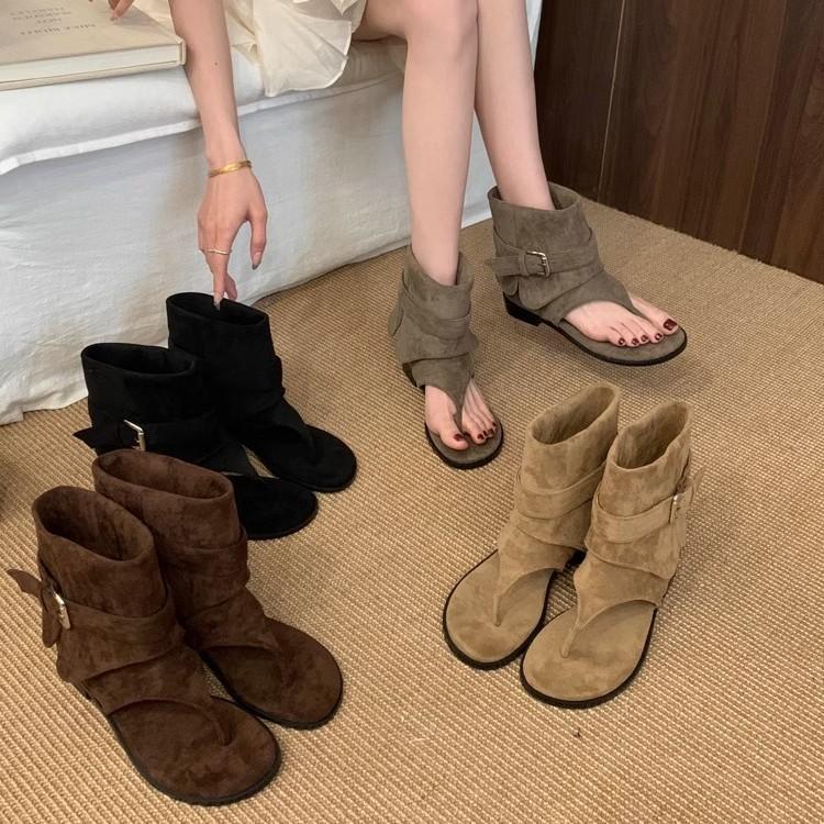 Soft leather version of French herringbone toe sandals women's 2025 summer new flat-bottomed cool boots loose sleeve warehouse tube short boots