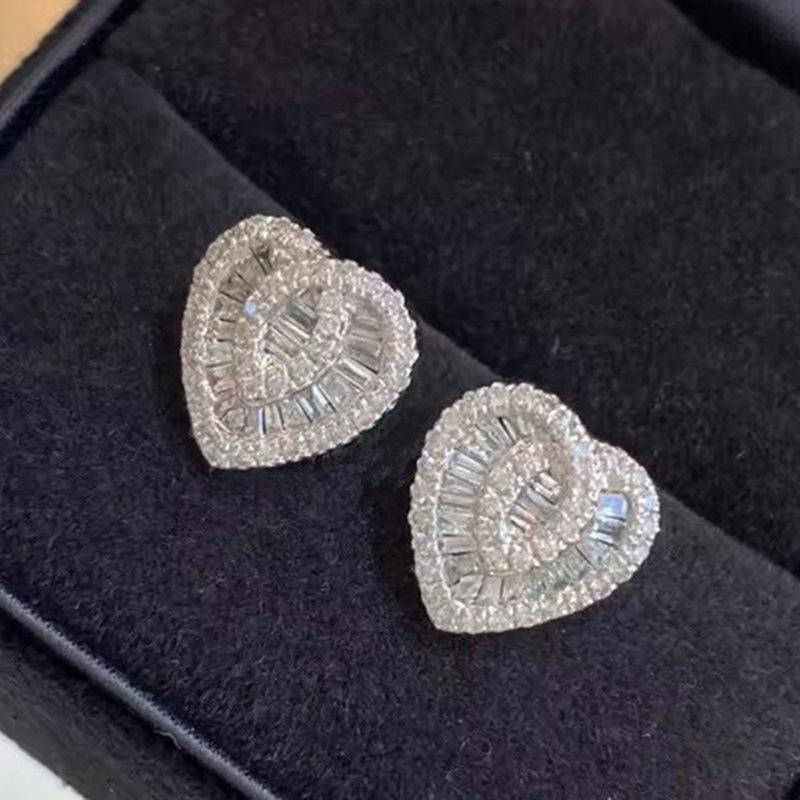 Love Jewelry Women, Micro-inlaid Zircon Exquisite Earrings, Heart-shaped Lady Popular Earrings