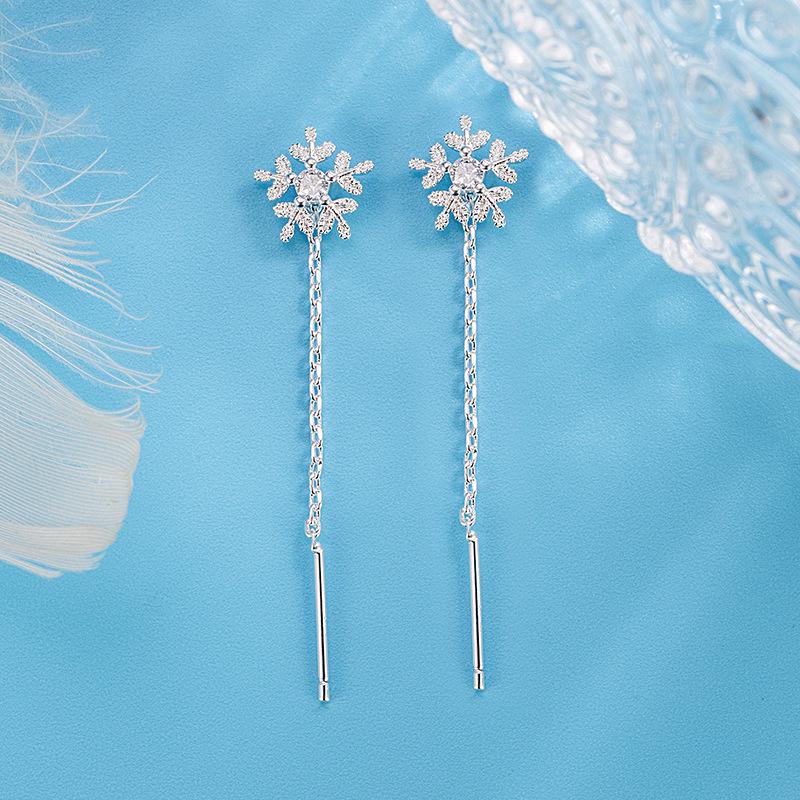 Exquisite Koreanische Schneeflocken Strassstein Quasten Ohrringe