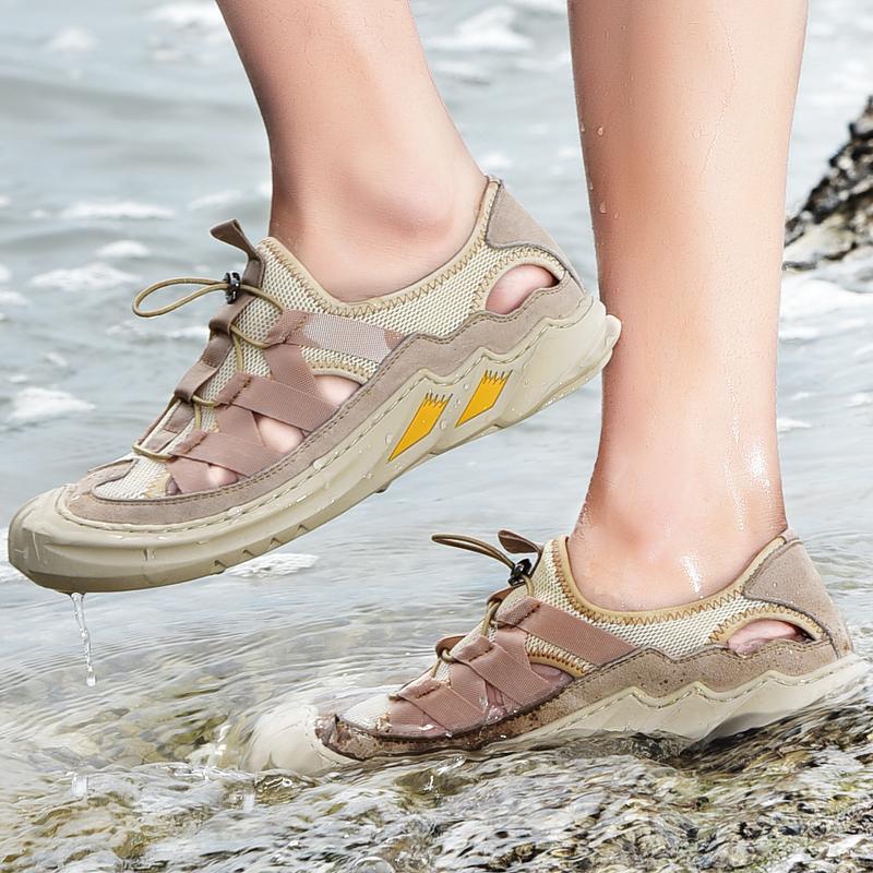 Newest Men'S Shoes Hollow Breathable Men Sandals Casual Outdoor Sneakers Men Stylish Casual Suede Soft Comfortable Walking Loafers