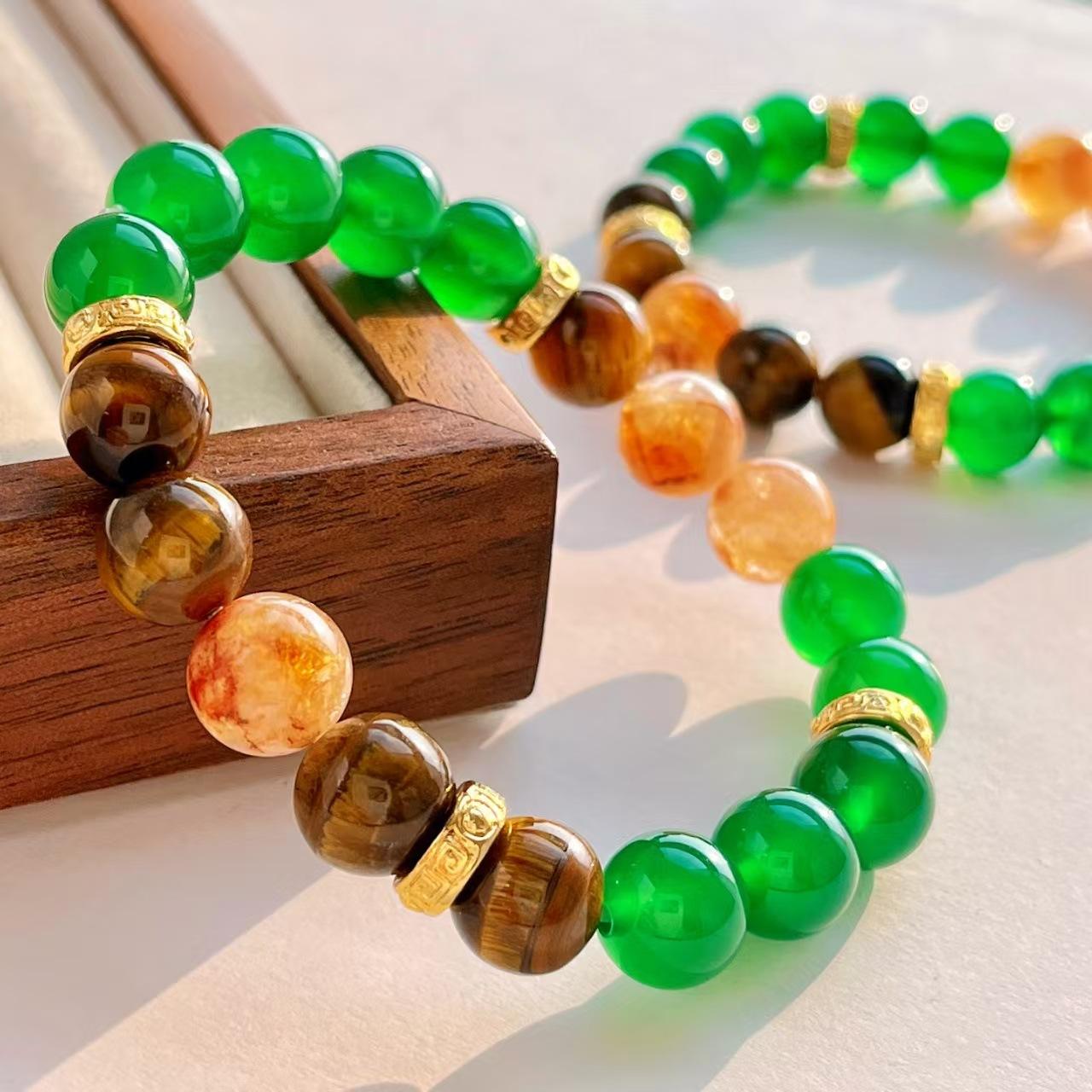 Boutique Design Sense 10Mm Natural Chalcedony Tiger S Eye Stone Honey Milk Cover Yellow Tower Crystal Bracelet Bracelet